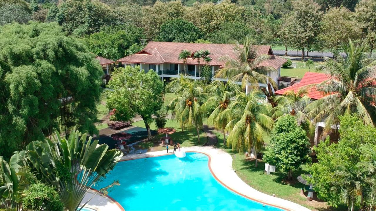 ホテル Panorama Country Langkawi クア エクステリア 写真